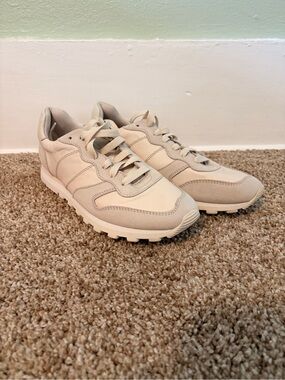 NWOT Coach White Leather Low-Top Sneaker with Cream Accents